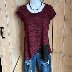 Insert Hem Scoop Neck Tee